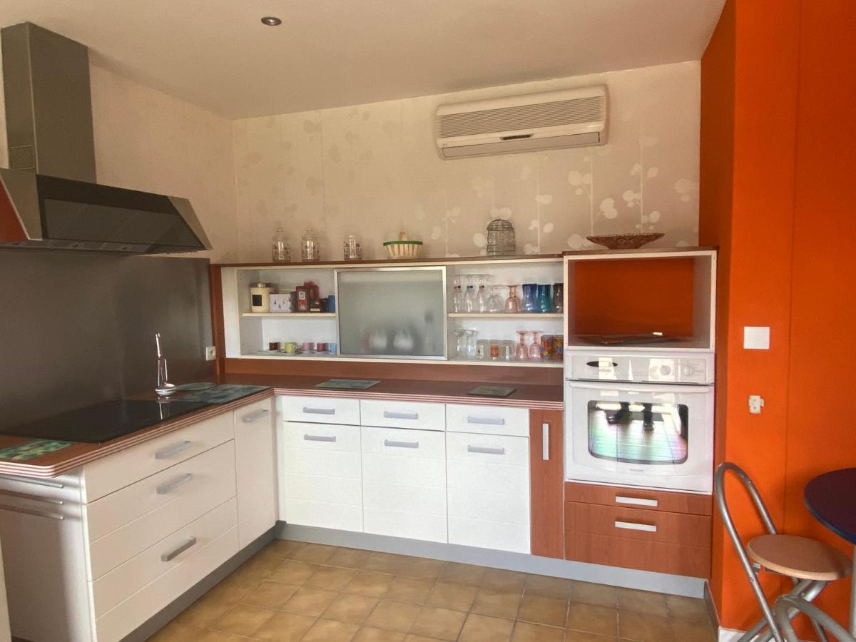 Chez Marilou Apartment Сен Дизие Екстериор снимка