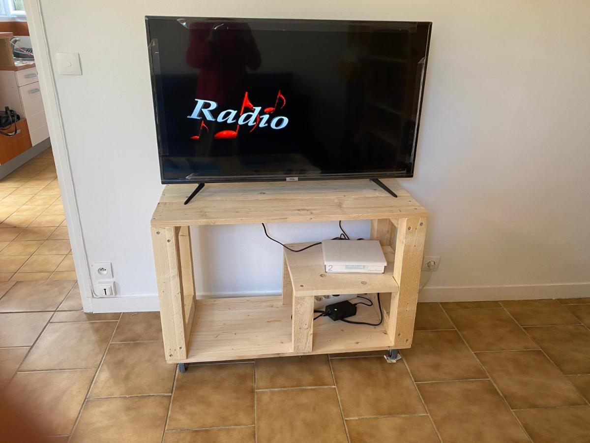 Chez Marilou Apartment Сен Дизие Екстериор снимка