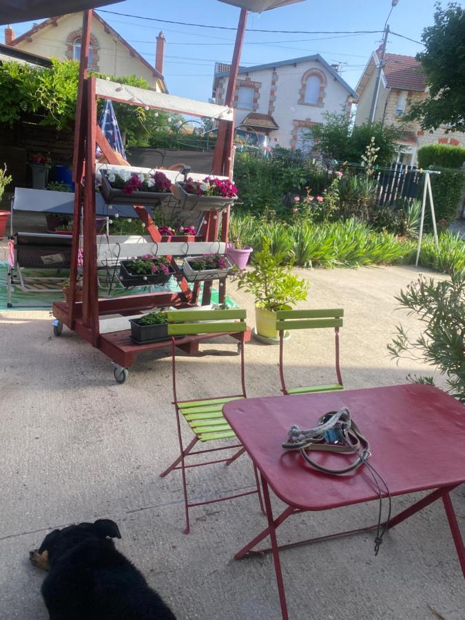Chez Marilou Apartment Сен Дизие Екстериор снимка